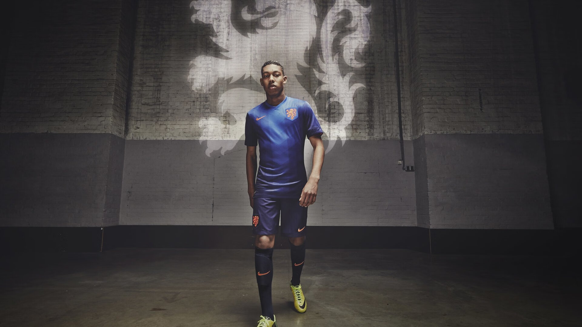 九游游戏中心官网-转会：皇马刚刚签下一名欧洲顶级中场，布局未来，皇马欧战